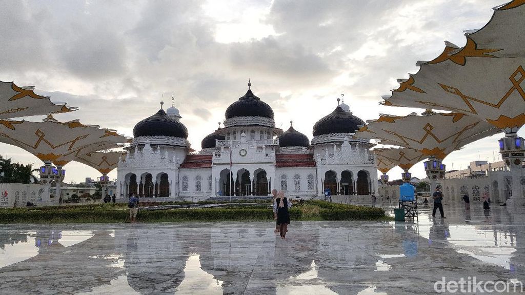 Masya Allah, Megahnya Masjid Raya Baiturrahman di Banda Aceh Masya Allah, Megahnya Masjid Raya Baiturrahman di Banda Aceh