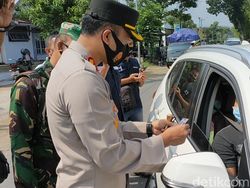 500 Kendaraan Diputar Balik di Pos Penyekatan Kediri-Malang