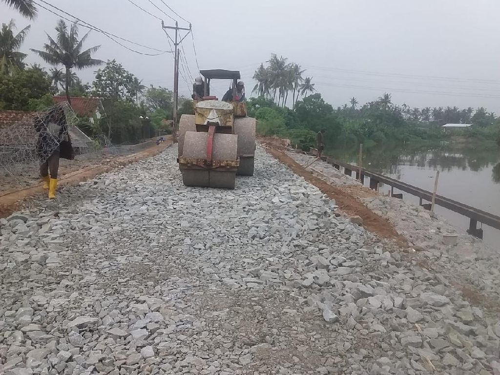 Perbaikan Longsor Tanjung Burung Kabupaten Tangerang Tinggal Finishing
