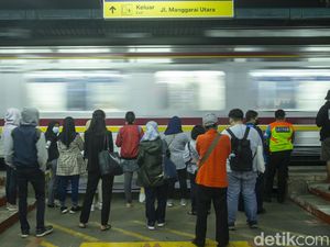 Kronologi Pelecehan di KRL yang Direspons Ngegas Twitter KAI Commuter