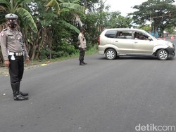 Polisi Putar Balik Puluhan Warga Nekat Mudik di Jalinsum Sumut-Aceh