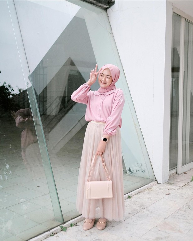 Sari Endah Pertiwi/instagram.com/saritiw