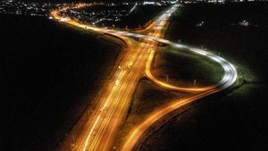 Hening dan Lengang di Tol Trans Jawa