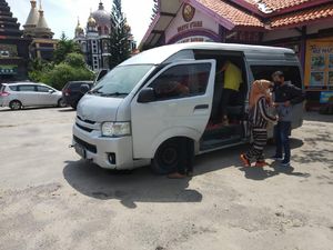 Travel Gelap Menjamur, Bikin Gerah Pengusaha Transportasi Travel Gelap Menjamur, Bikin Gerah Pengusaha Transportasi