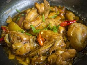 Resep Semur Ayam dan Tahu yang Selalu Jadi Kesukaan Keluarga Resep Semur Ayam dan Tahu yang Selalu Jadi Kesukaan Keluarga