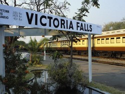Lonceng Tanda Bahaya, Air Terjun di Afrika Berhenti Mengalir