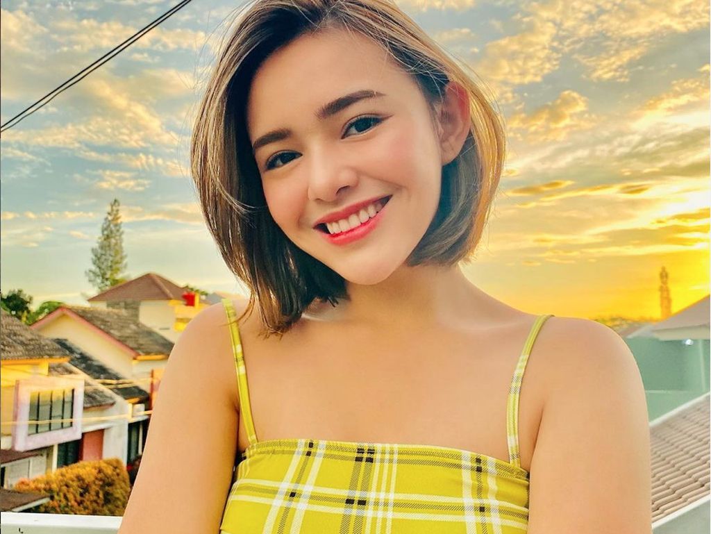 Amanda Manopo Kaget Sendiri Habiskan Rp 250 Juta Jajan dengan Ojek Online Amanda Manopo Kaget Sendiri Habiskan Rp 250 Juta Jajan dengan Ojek Online