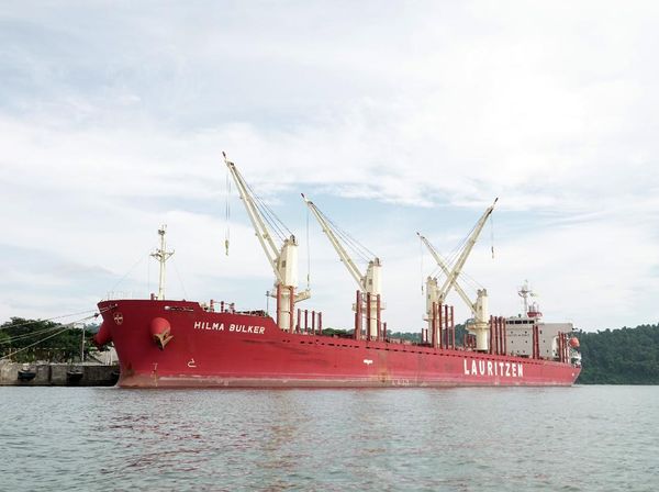 Ini Kapal dari India yang Angkut 13 Orang Positif Corona