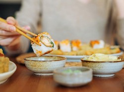 Bolehkah Mencampur Wasabi dan Shoyu Saat Makan Sushi? Ini Kata Pakar