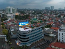 BRI Insurance Raih Penghargaan di SMEs Finance Awards 2021
