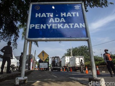 Gagal Mudik, Ribuan Kendaraan Putar Balik di Perbatasan Bekasi
