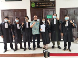 Penahanan Ditangguhkan, Jumhur Hidayat Keluar dari Rutan Bareskrim