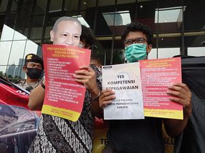 Gelar Aksi di KPK, Koalisi Sipil Tuntut Firli Diuji Wawasan Antikorupsinya Gelar Aksi di KPK, Koalisi Sipil Tuntut Firli Diuji Wawasan Antikorupsinya