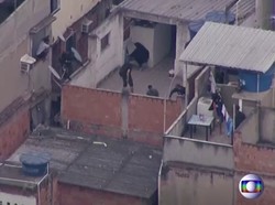 Penggerebekan Geng Narkoba di Brasil Bak Film Laga!