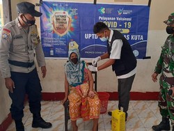 Vaksinasi Lansia Tahap 1 di Lombok Tengah Capai 5.202 Orang