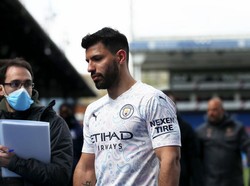 Tinggalkan Man City, Aguero Hibahkan Range Rover-nya untuk Staff Klub
