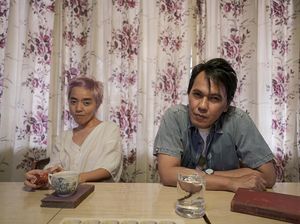 Stars and Rabbit Ungkap Rasa Kesepian di Merry Alone