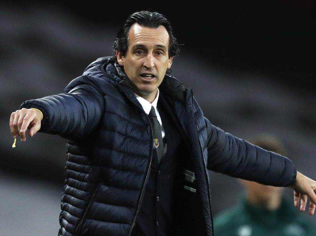 Arsene Wenger: Unai Emery Tak Diperlakukan Adil di Arsenal Arsene Wenger: Unai Emery Tak Diperlakukan Adil di Arsenal