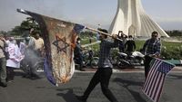 Warga Pakistan-Iran Bakar Bendera Israel di Hari Al Quds Sedunia