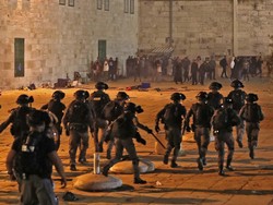 Iran Sebut Aksi Polisi Israel di Masjid Al-Aqsa Kejahatan Perang