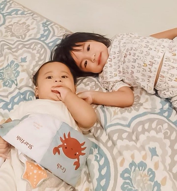 Heboh, Ini Alasan Raditya Dika dan Istri Beri Hadiah Ultah 11 Lot Saham