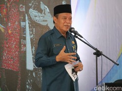 Mantan Bupati Lamongan Fadeli Meninggal Dunia