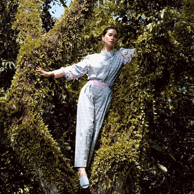 Marsha Timothy/instagram.com/mynonss Marsha Timothy tampil cantik dengan setelan kemeja semi shanghai/instagram.com/mynonss