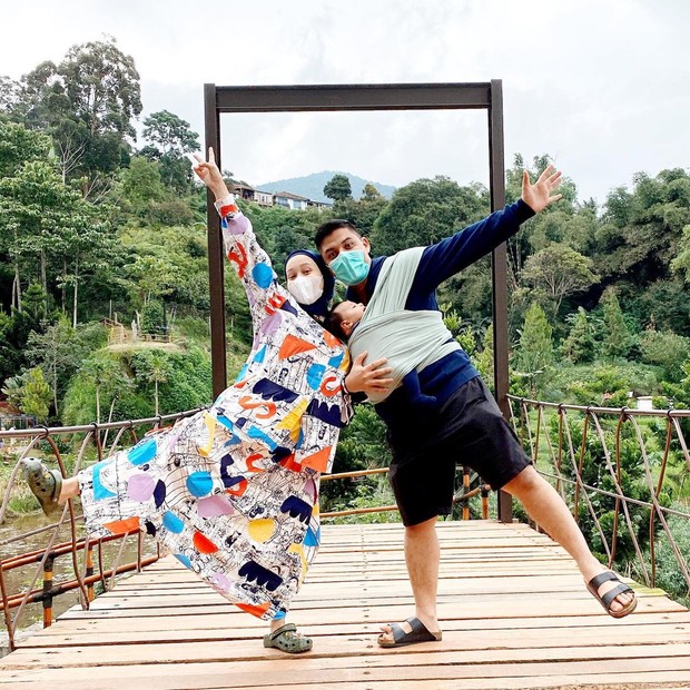 Nissa Chair dan keluarga/instagram.com/ilhameal Nissa Chair dan keluarga tengah liburan bersama/instagram.com/ilhameal