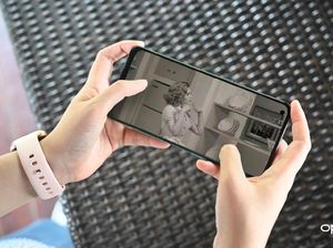 Nikmati Libur Lebaran dengan Maraton Film Pakai OPPO Reno5 Nikmati Libur Lebaran dengan Maraton Film Pakai OPPO Reno5