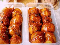 Resep Pembaca : Oliebollen Pisang Saus Cokelat yang Legit Buat Camilan Buka Puasa