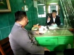 Tak Terima Ditegur soal Prokes, Takmir Masjid di Surabaya Ceramahi Kapolsek