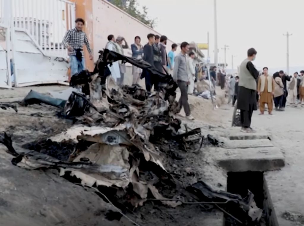 30 Orang Tewas Akibat Ledakan di Kabul Afghanistan 30 Orang Tewas Akibat Ledakan di Kabul Afghanistan