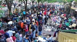 Begini Ramainya Pasar Klithikan Notoharjo Solo Pagi Ini