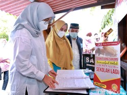 Telah Bantu 20.000 Pelajar, Kini Banyuwangi Luncurkan Sekolah Asuh Sekolah