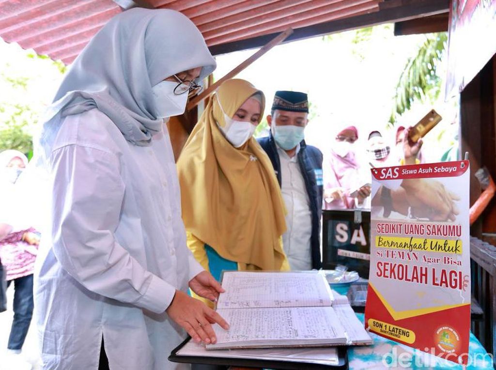 Telah Bantu 20.000 Pelajar, Kini Banyuwangi Luncurkan Sekolah Asuh Sekolah Telah Bantu 20.000 Pelajar, Kini Banyuwangi Luncurkan Sekolah Asuh Sekolah