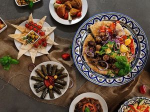 Begini Cara Makan Sahur yang Benar dan Dianjurkan Islam