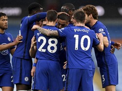 Essien Jagokan Chelsea Juara Liga Inggris Musim Depan