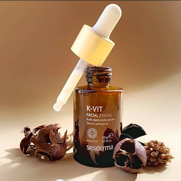 Sesderma memiliki produk serum yang mengandung vitamin K