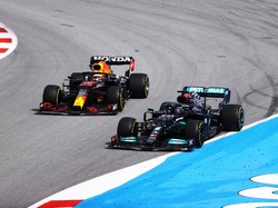 F1 2021: Ketatnya Persaingan Hamilton-Verstappen Bisa Berujung Crash Lagi