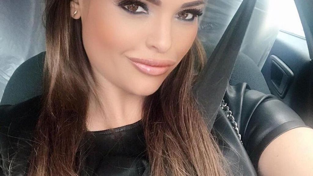 Sedang Pandemi, Wanita Cantik Ini Malah Dapat Puluhan Juta karena Bersin Sedang Pandemi, Wanita Cantik Ini Malah Dapat Puluhan Juta karena Bersin