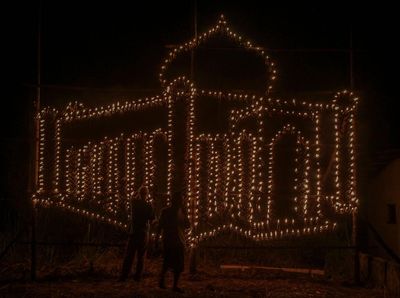 Kerlap-kerlip Lentera Warnai Festival Lampu Colok di Pekanbaru