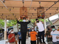 Gelar Lomba Burung, Cara Gus Ipul Ajak Warga Bahagia Tanpa Mudik