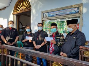 Tinjau Wilayah Gempa Malang, Ahmad Basarah Sambangi Masjid & Gereja
