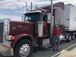 Ogah Pensiun, Sopir Truk Tertua Berusia 89 Tahun Masih Mengaspal