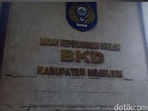 Selain Bupati Nganjuk, 3 Camat Juga Terjaring OTT KPK Selain Bupati Nganjuk, 3 Camat Juga Terjaring OTT KPK