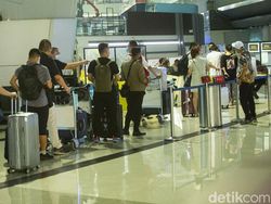 TKA China Masuk RI, Wakil Ketua MPR: Pemerintah Mesti Tegas!