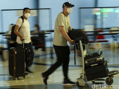 Dipangkas Lagi, Masa Karantina Pelancong LN Jadi 3 Hari