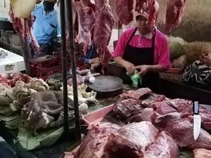 H-3 Lebaran, Harga Daging Sapi Naik Ceban