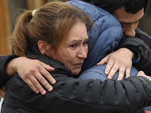 Isak Tangis Keluarga Korban Penembakan di Colorado