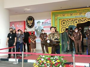Jaksa Agung Akan Sanksi Pegawai Kejaksaan yang Nekat Mudik Jaksa Agung Akan Sanksi Pegawai Kejaksaan yang Nekat Mudik